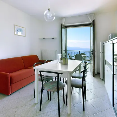 מלון דירות Panorama La Forca, Gtsgroup טיניאלה