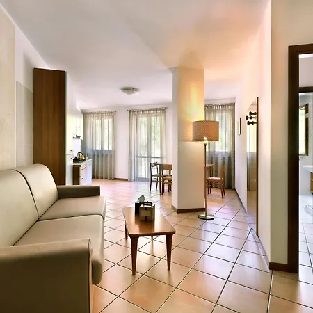 מלון דירות Panorama La Forca, Gtsgroup טיניאלה
