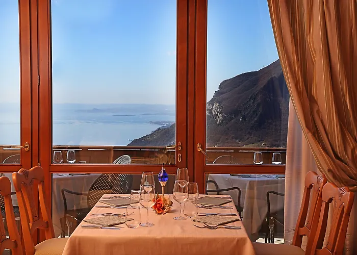 Hotel apartamentowy Panorama La Forca, Gtsgroup 4*