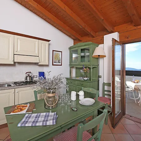 Aparthotel Panorama La Forca, Gtsgroup Tignale